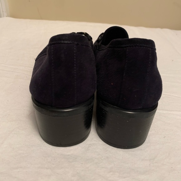 Stuart Weitzman Black Loafers Slip-Ons - 8 - Picture 4 of 7